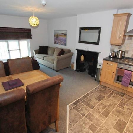 Top Floor Character Apartment In The Heart Of The City Centre Chester Eksteriør bilde